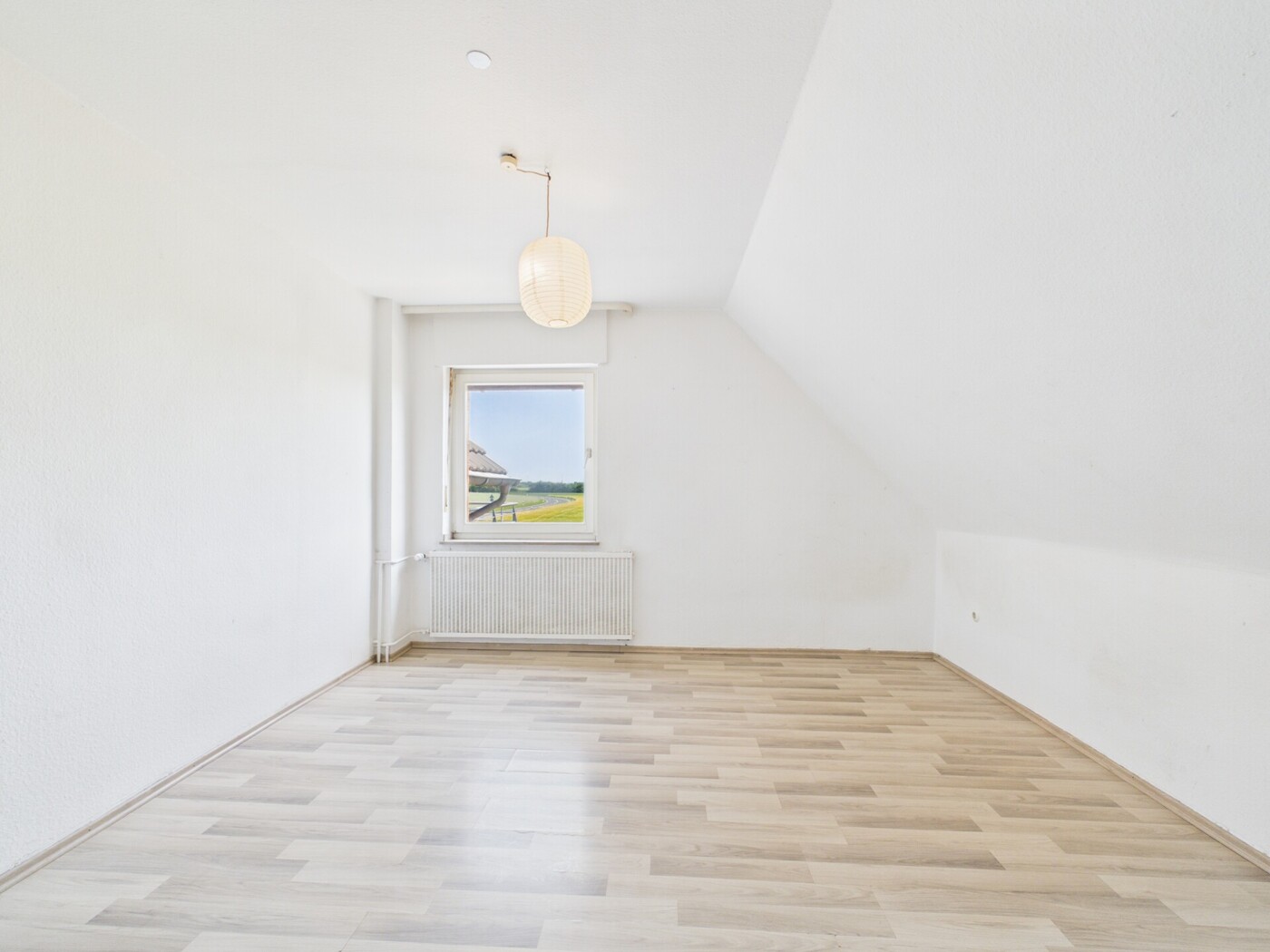 Schlafzimmer DG