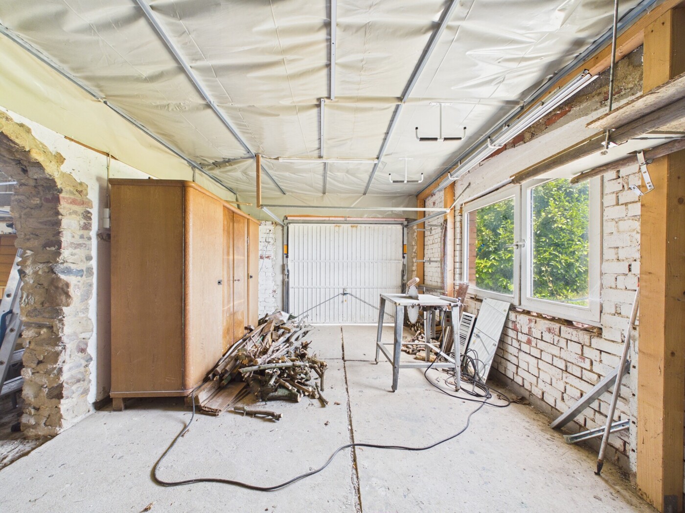 Garage 1