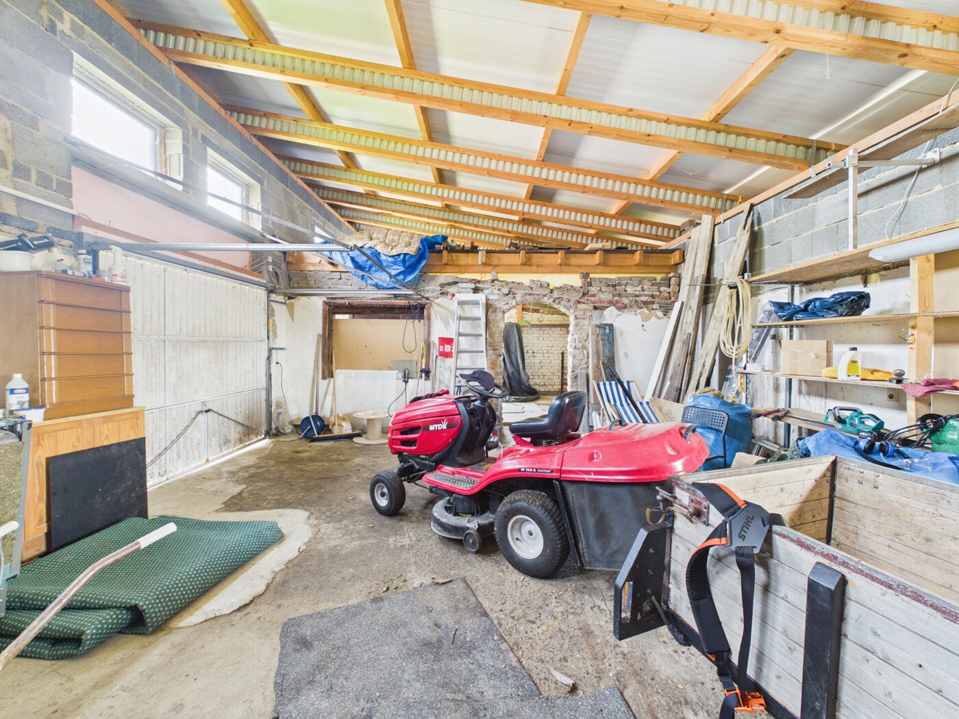 Garage 2