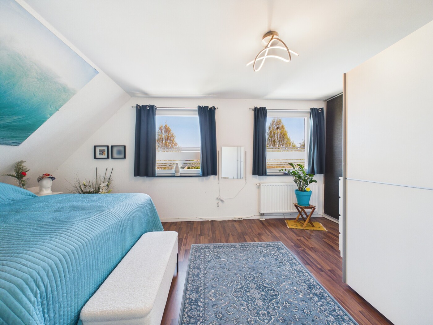 Schlafzimmer 1 DG