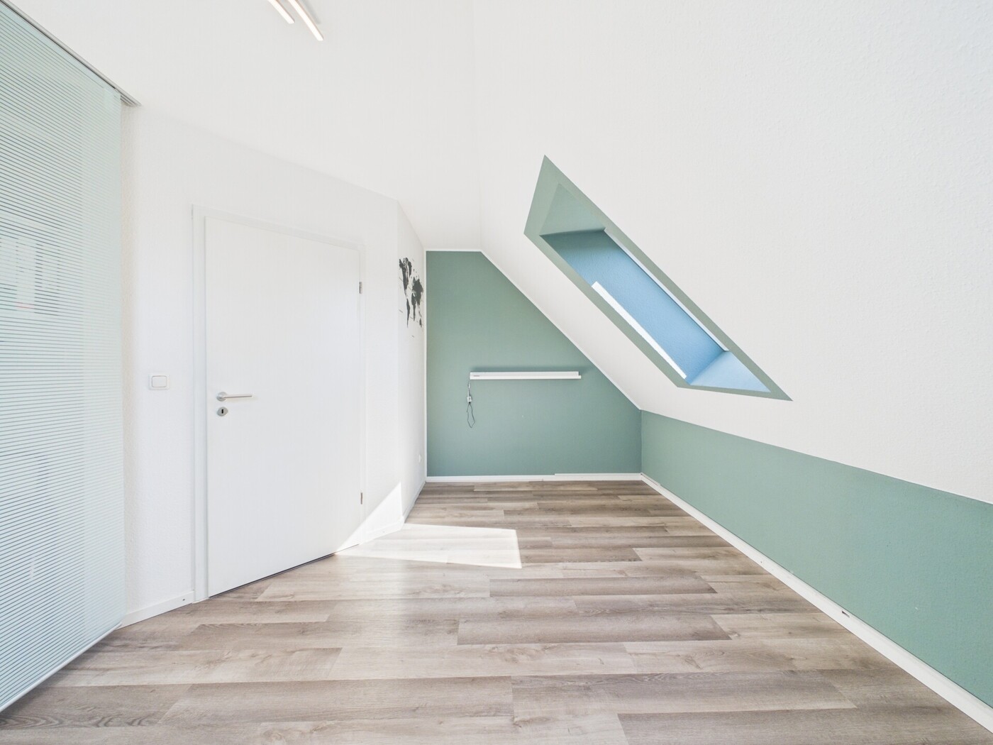 Schlafzimmer 2 DG