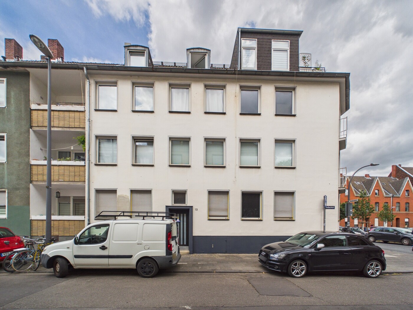 Straßenansicht
