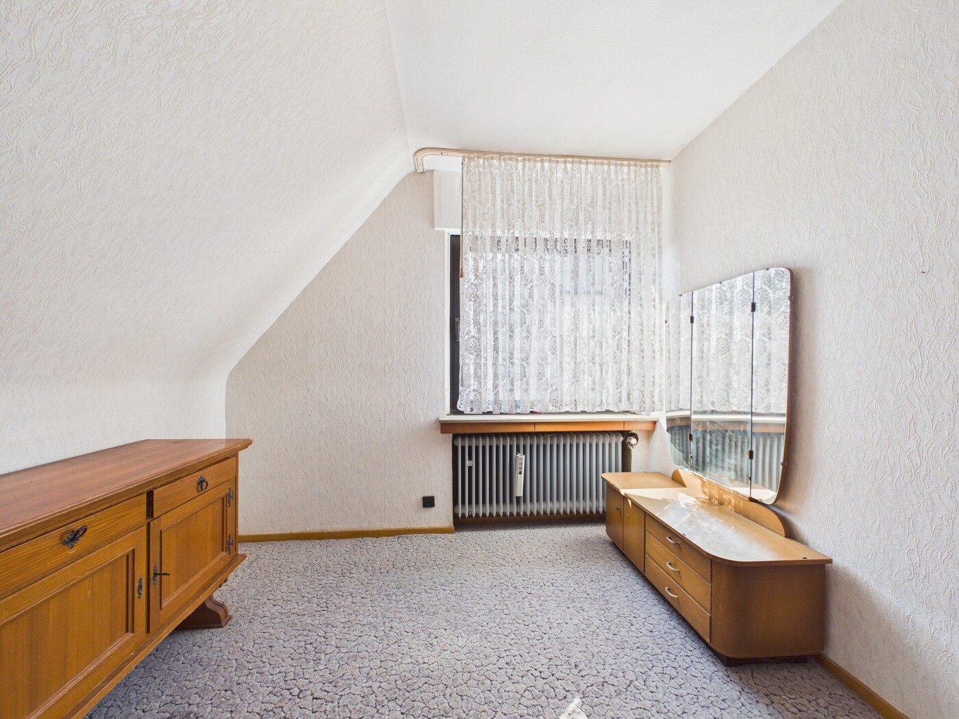 Ankleidezimmer DG