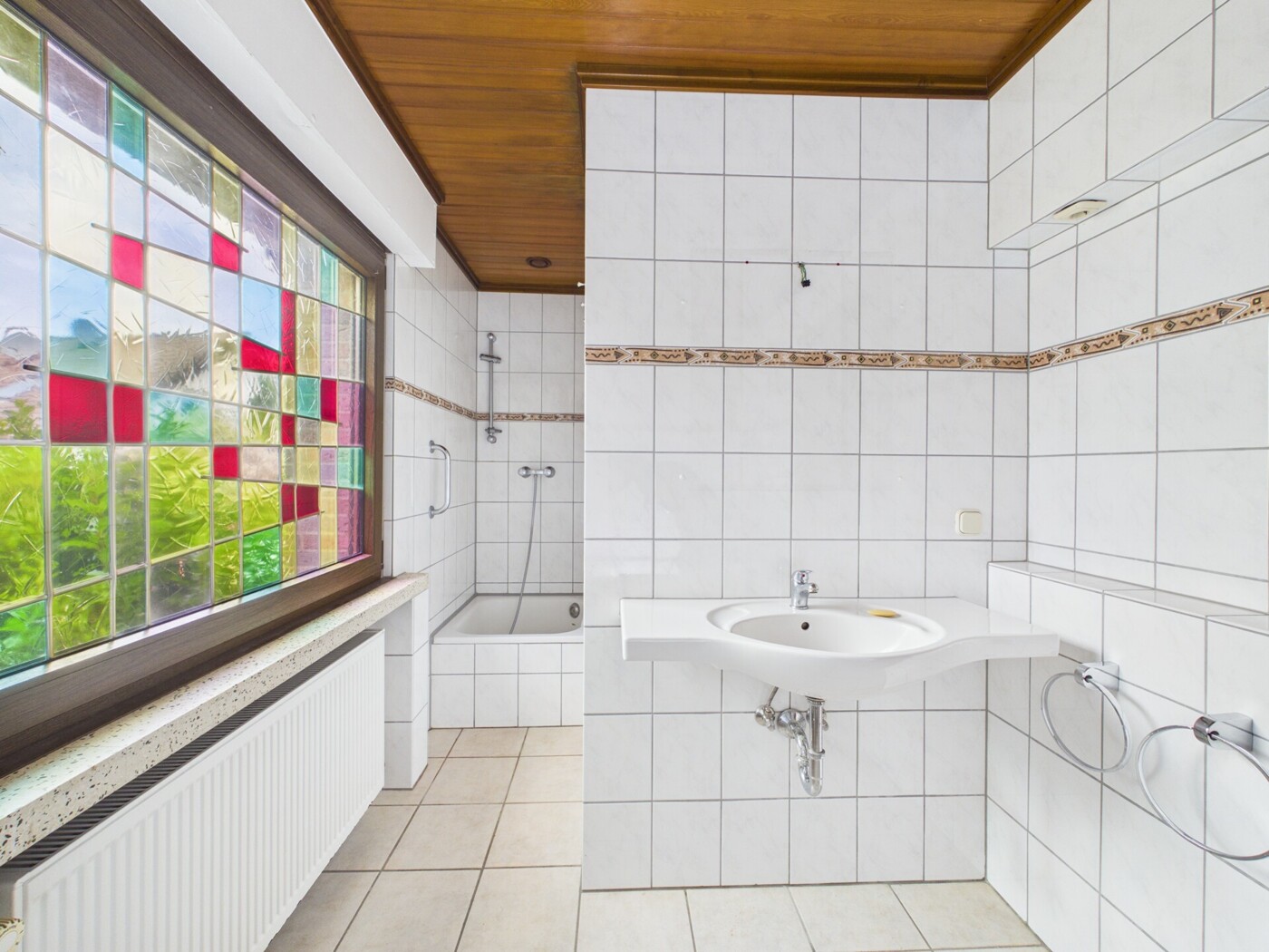 Badezimmer EG