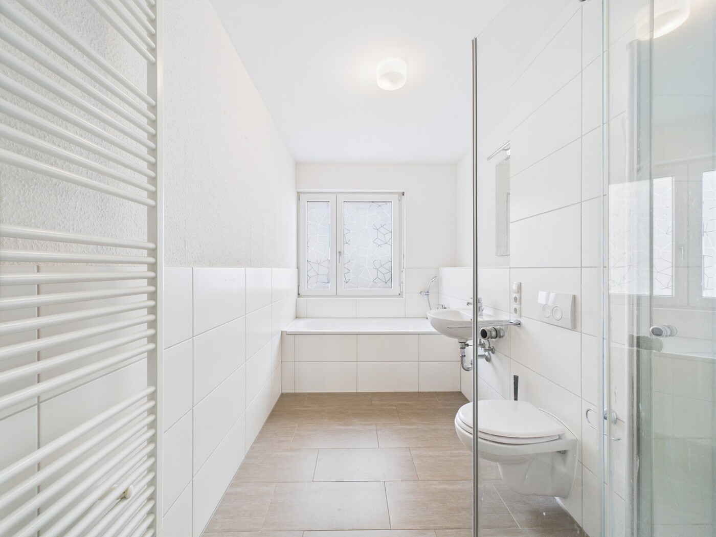 Badezimmer 1.OG