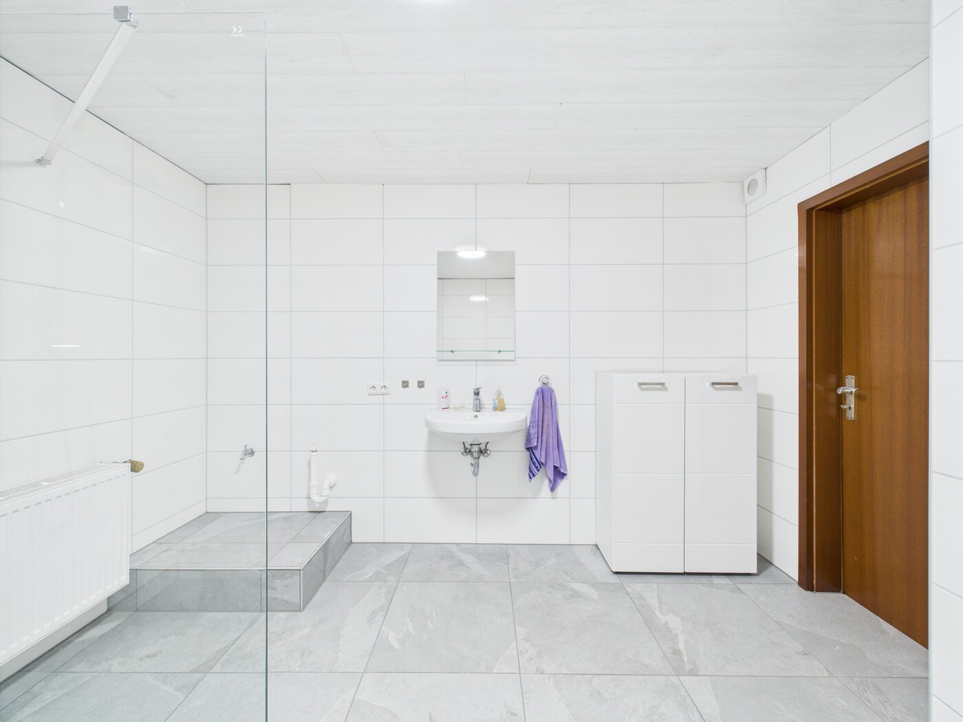 Badezimmer EG