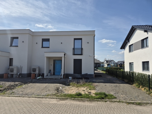 Straßenansicht