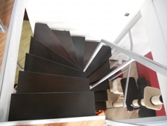 Treppe zur unteren Etage