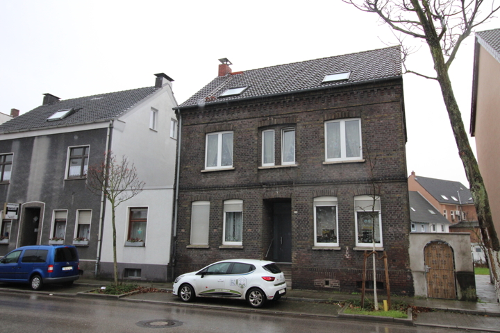 Straßenansicht