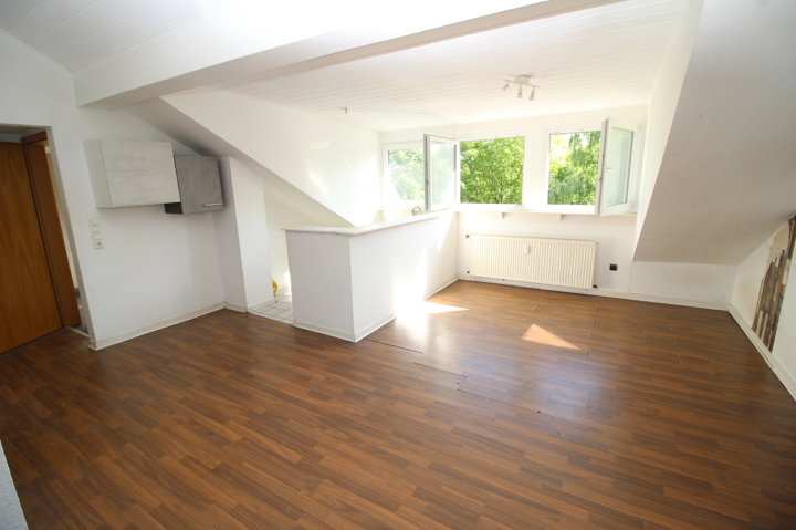 Wohnzimmer links