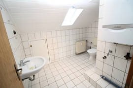 Bad rechts