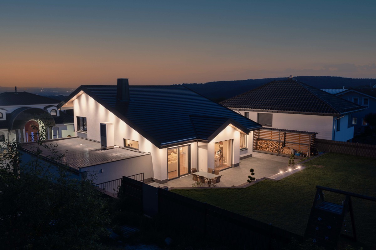ENERGIEEFFIZIENZ A+ - Modernes Einfamilienhaus für gehobene Ansprüche in Split-Level-Bauweise