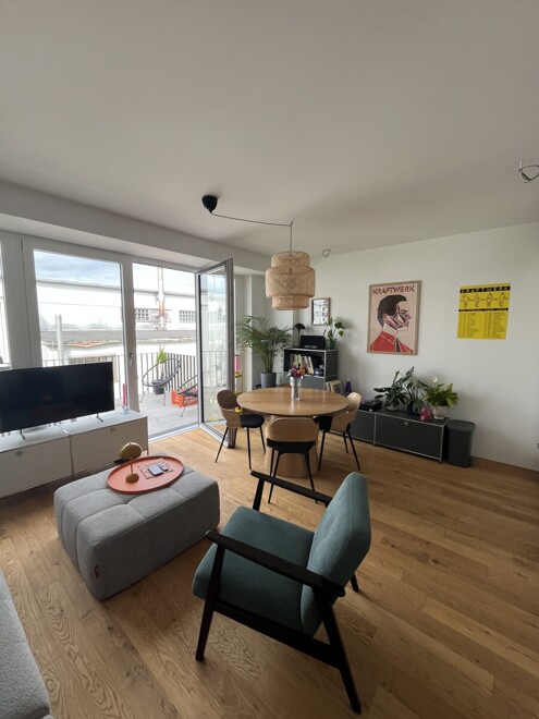 Schöne 2 Zi-Wohnung mit großem Balkon im Herzen des Tabakquartiers - Foto 1