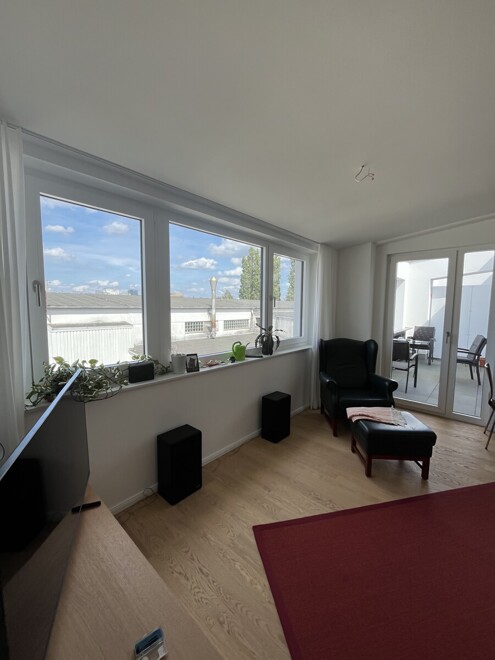 Ihr gemütliches Zuhause – neuwertige Wohnung mit Loggia - Foto 1
