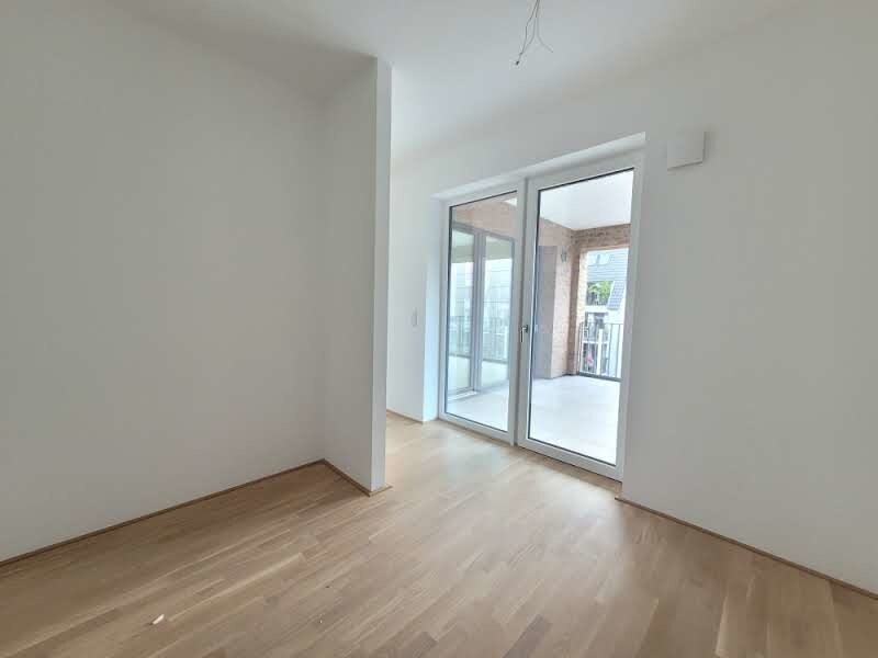 Sonne, Regen, Schnee - großzügige 2-Zimmerwohnung mit überdachter Loggia in den WeserHöfen - Photo 2