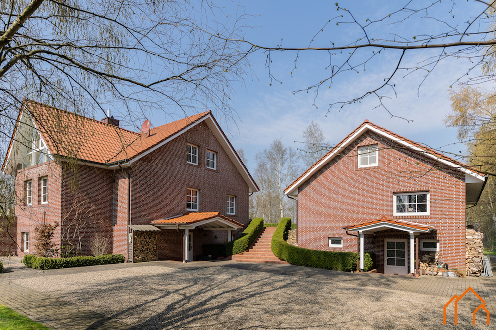Rückansicht (Hintereingang)