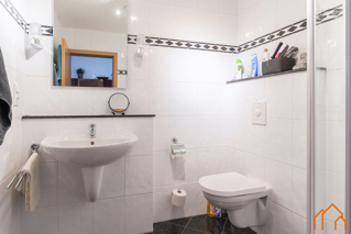 Badezimmer Apartment I OG