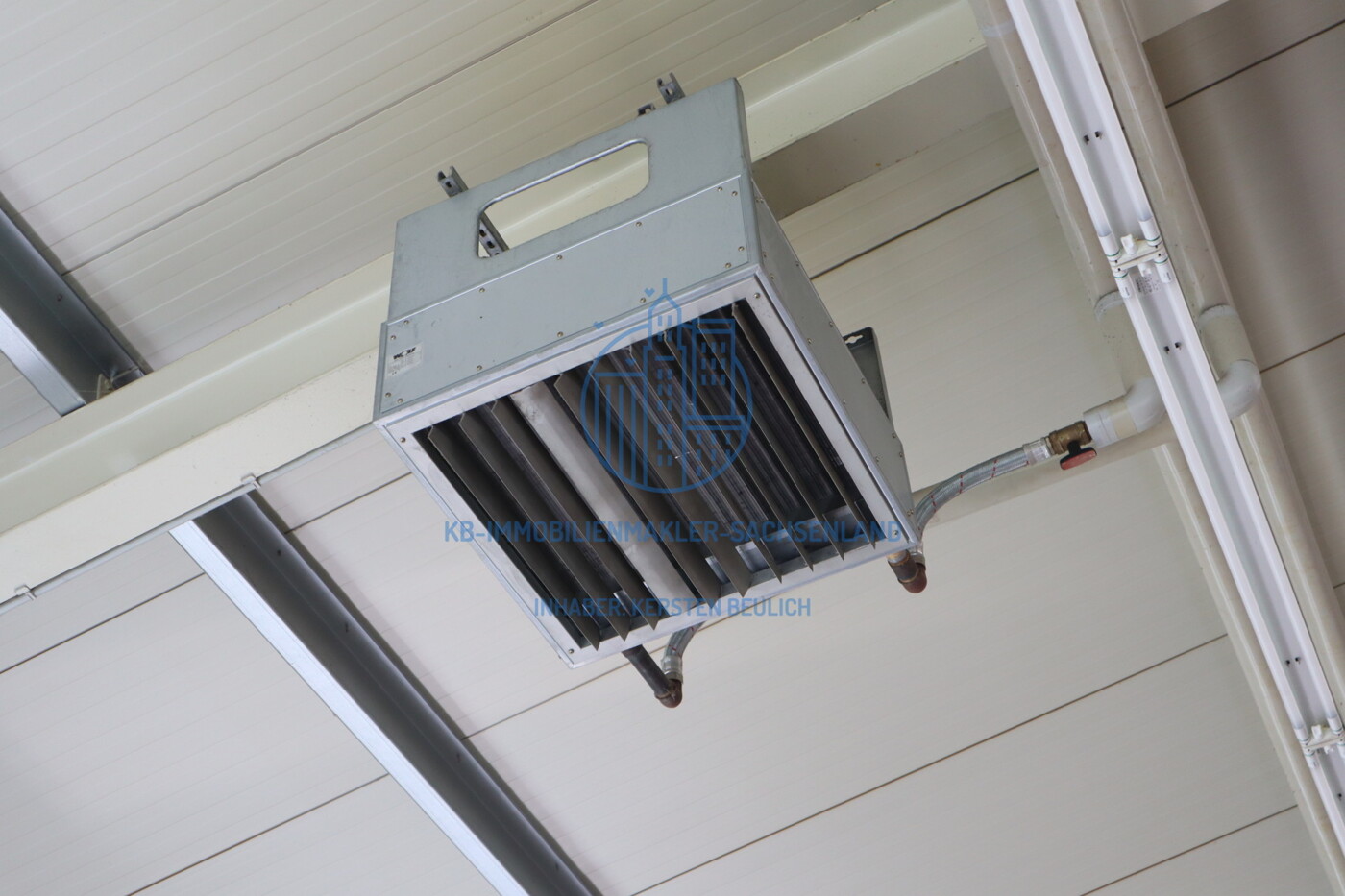 Gasdeckenstrahler - Warmhalle