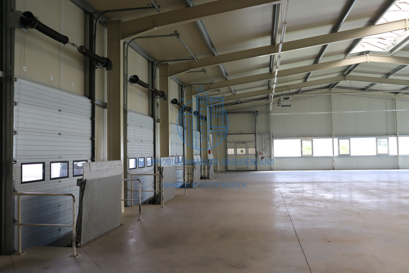 Innenausstattung der Warmhalle