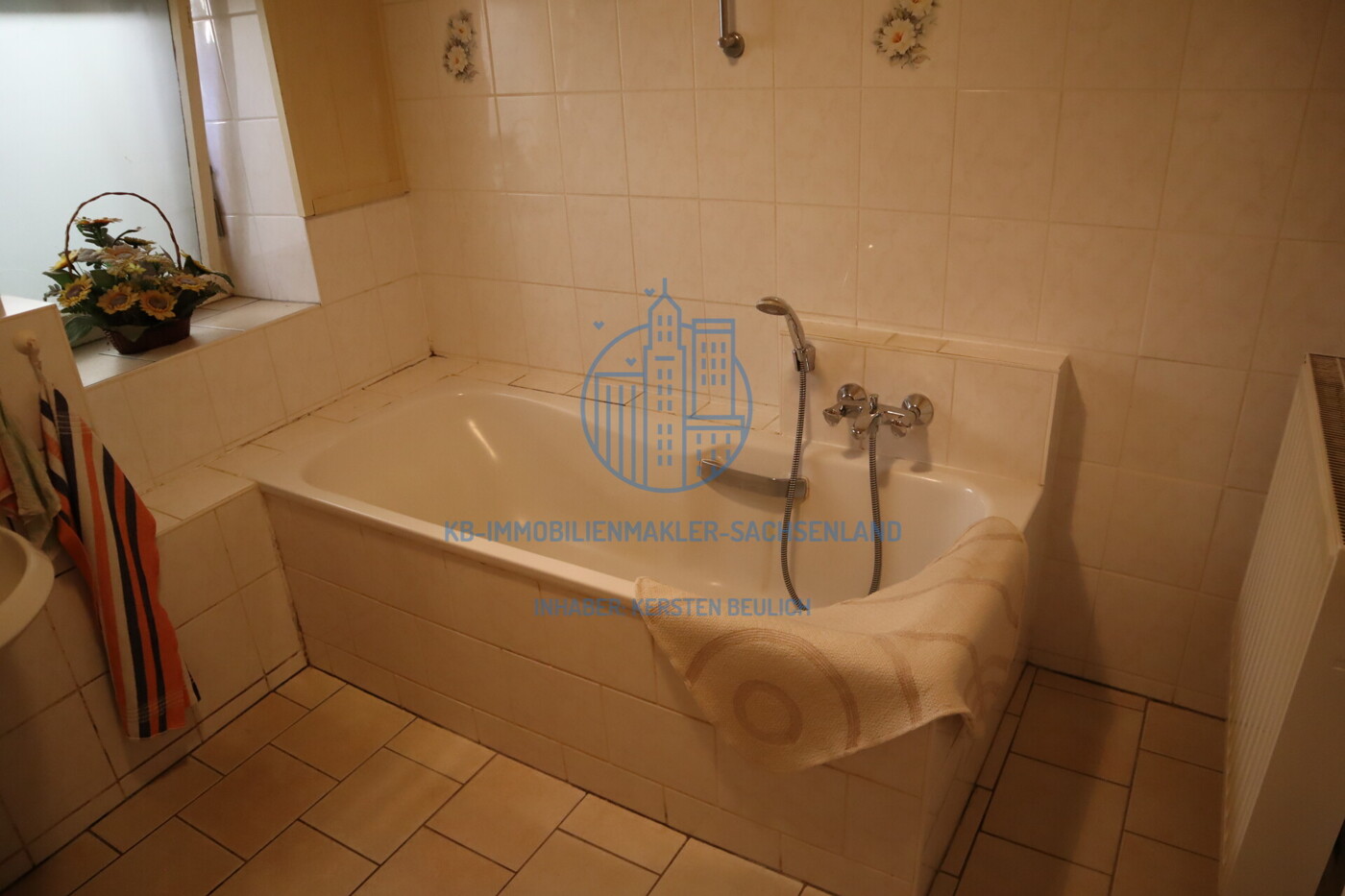 Ausstattung mit einer Badewanne