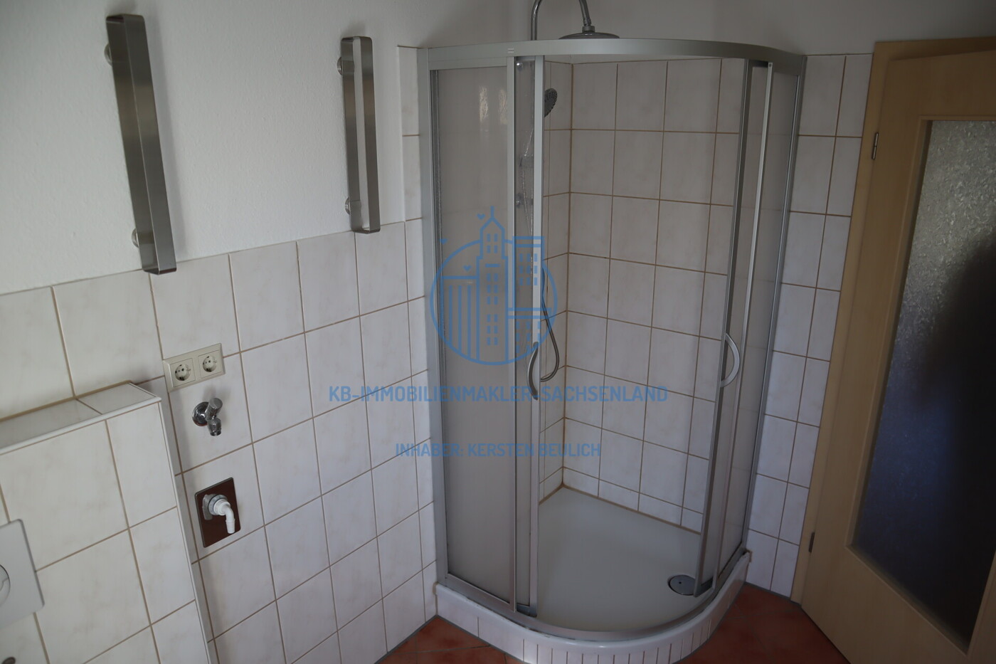 Badausstattung der Wohnung im OG