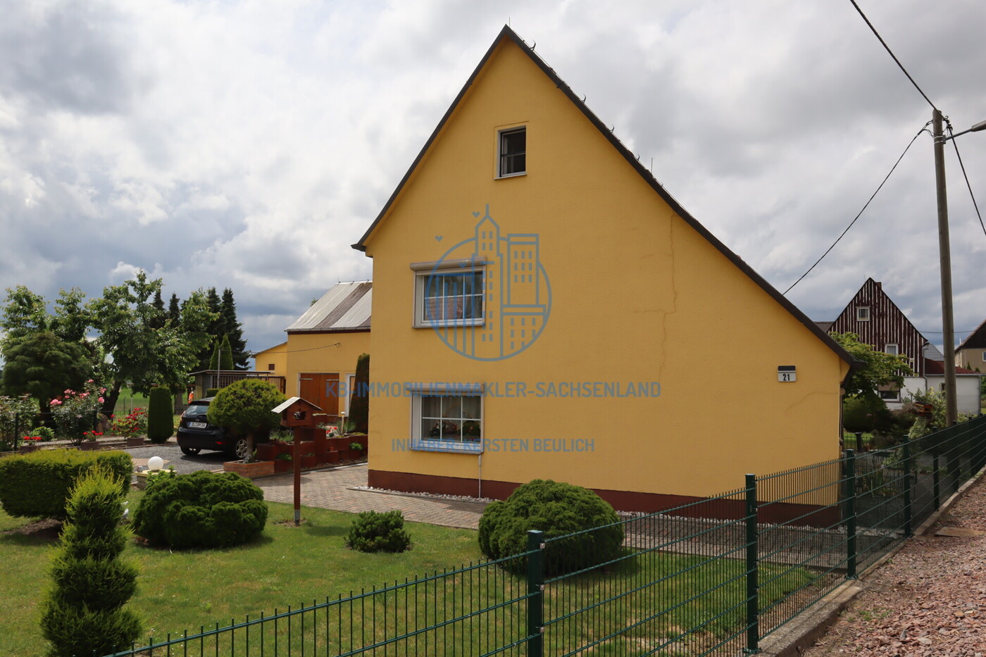 Giebelansicht des Wohnhauses