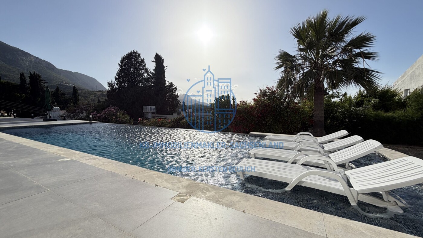 Privater Pool