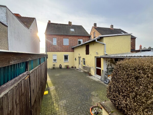 Rückansicht / Hof