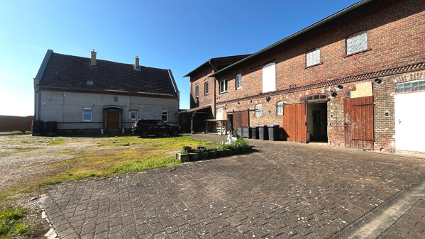 Innenhof/Nebengelass