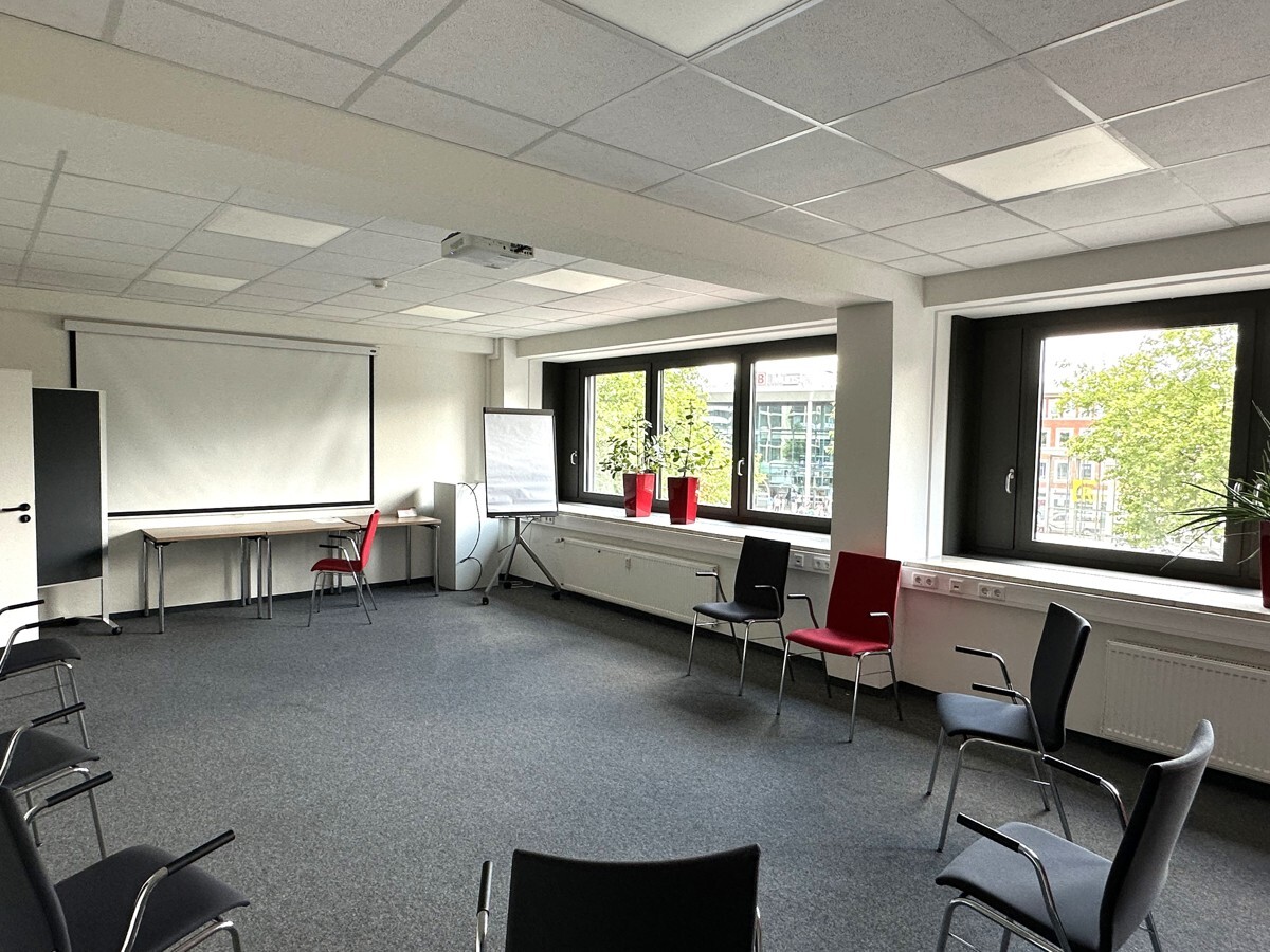 Behandlungsraum / Seminarraum