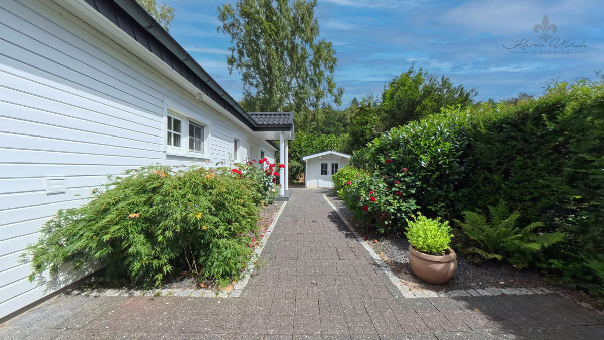Weg zum Hauseingang