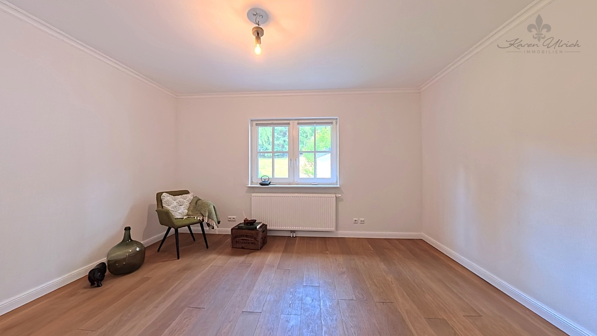 Schlafzimmer (2)