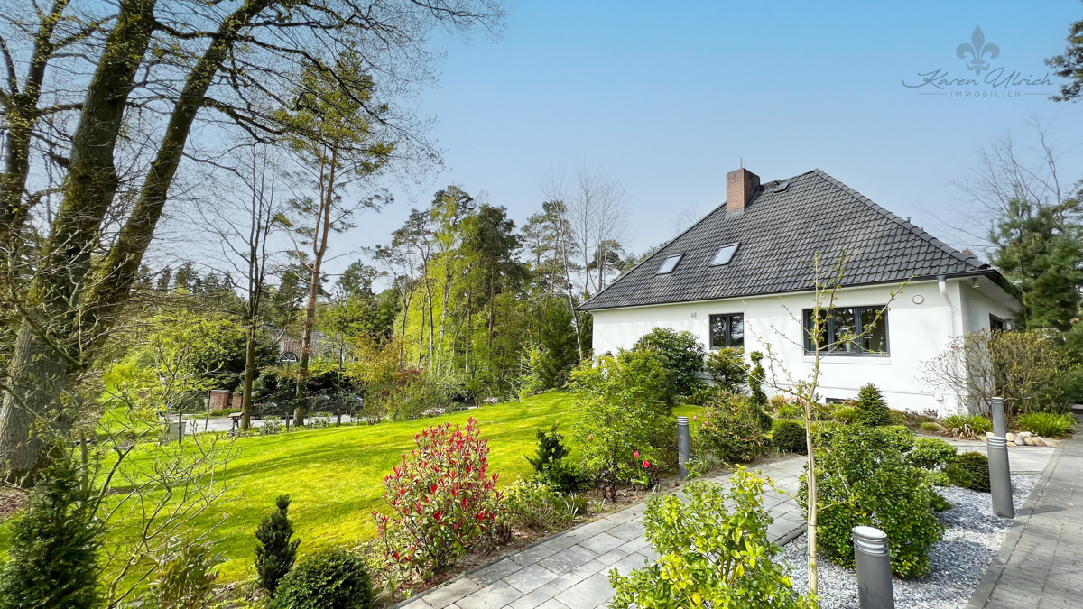 Eingangsbereich Grundstück