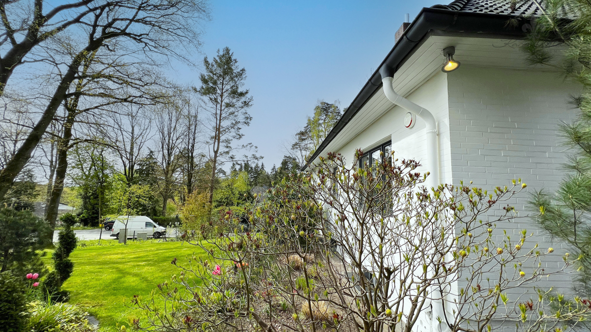 Blick am Haus vorbei