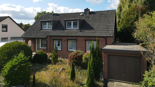 Haus + Garage