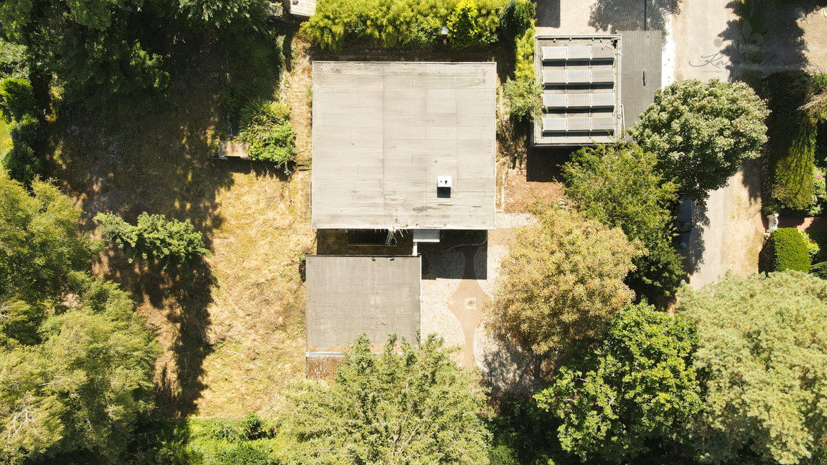 Hausansicht hoch Oben