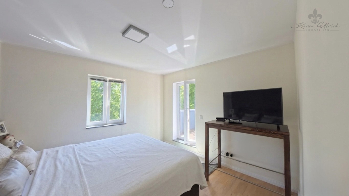 Master Schlafzimmer mit Dachterrasse