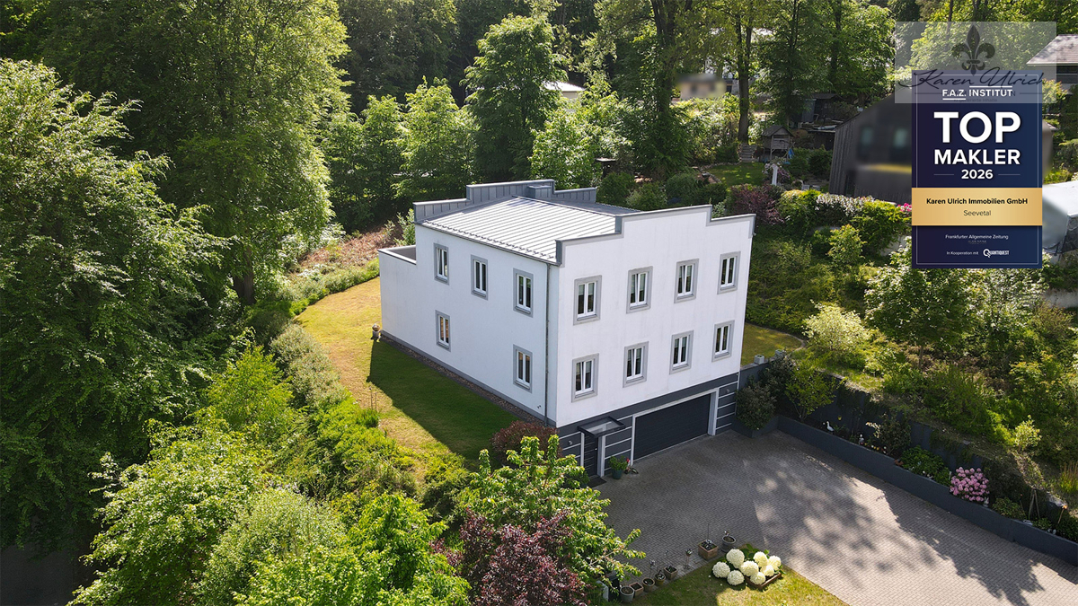 Hausansicht Drohne Titel
