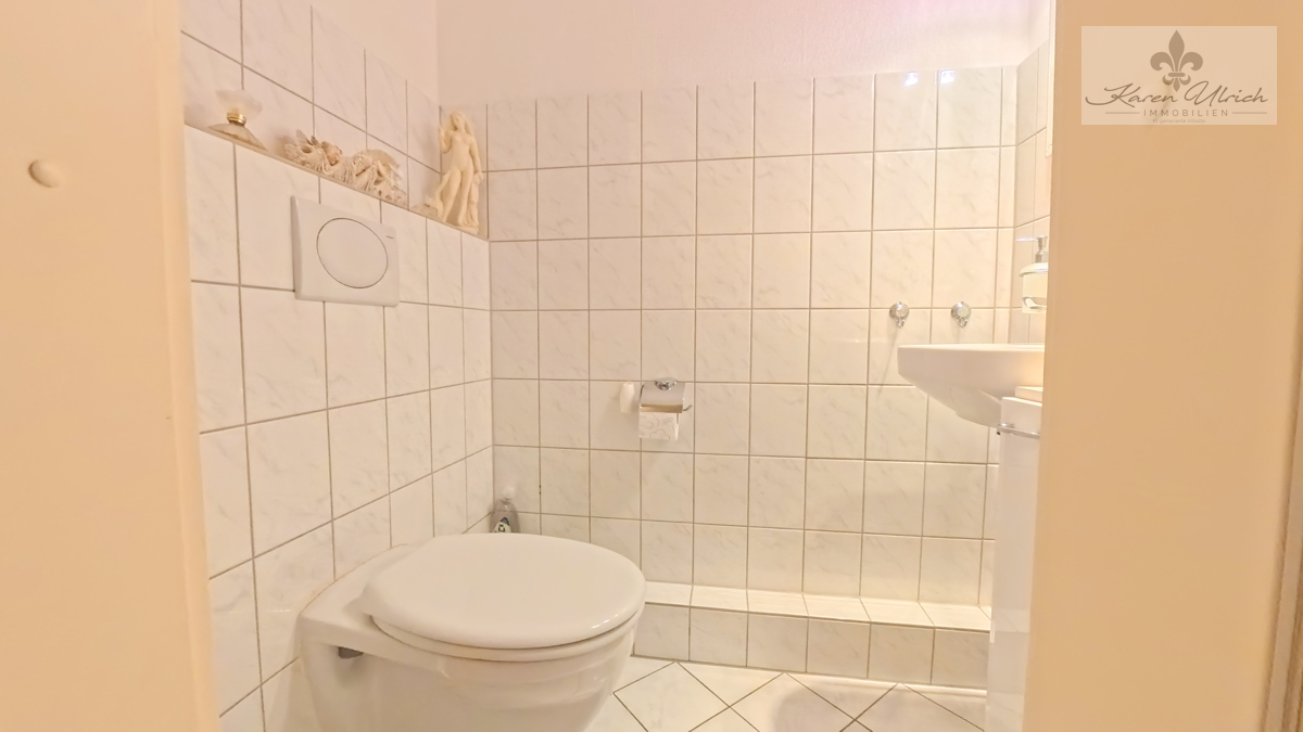 Gäste-WC (2)