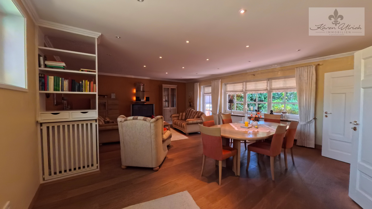 EG - Wohnzimmer (2)
