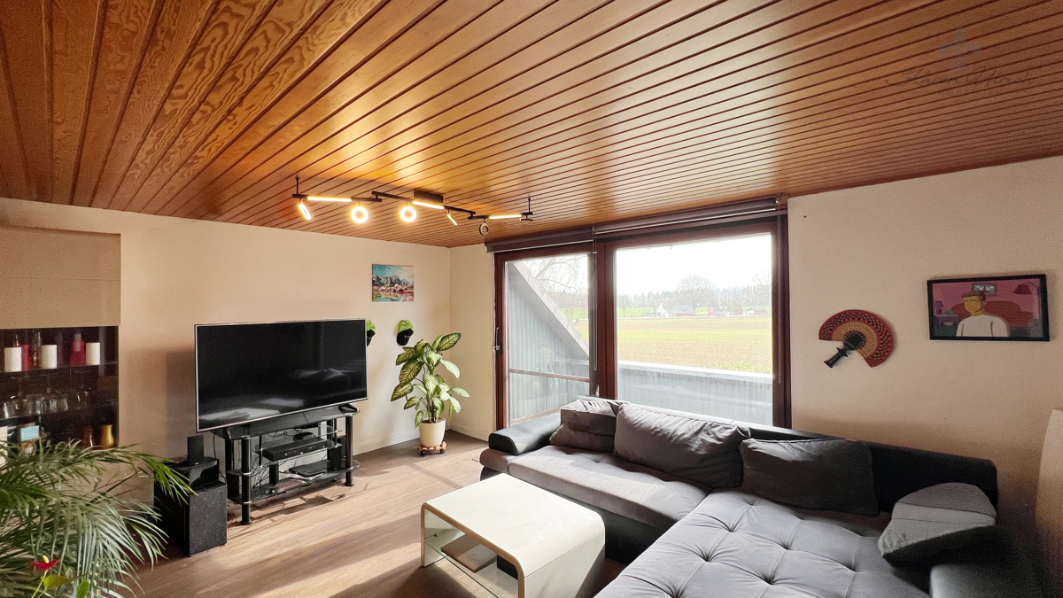 Zimmer mit Balkon