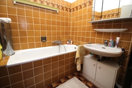 Badezimmer 1