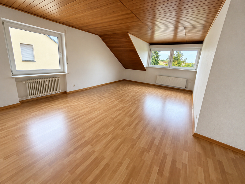 Großzügige 3-Zimmer-Dachgeschosswohnung mit Blick ins Grüne in Eschweiler-Nothberg - Photo 5