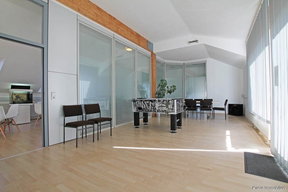 Büro oder Aufenthaltsraum Dachgeschoss