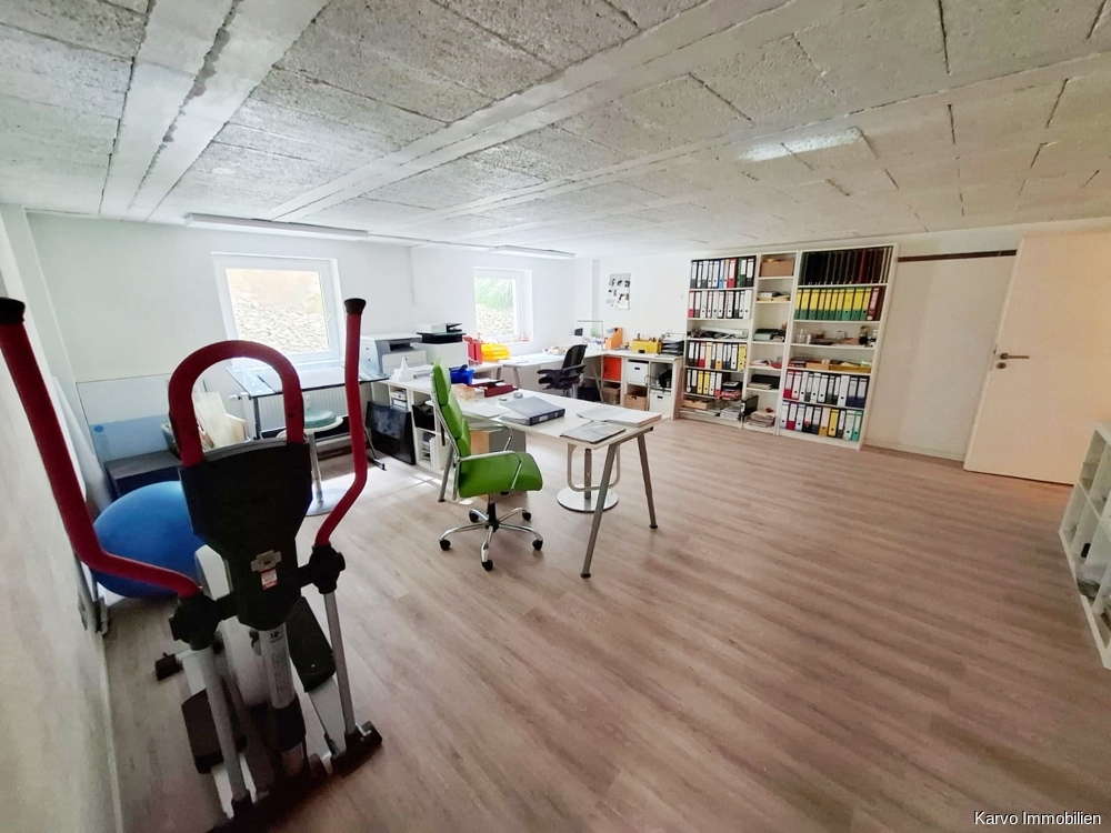 Büro / Fitness im Kellerbereich