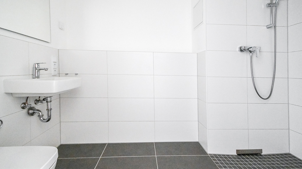 Komfortable 3-Zimmer-Wohnung mit 2 Bädern, Balkon & Fußbodenheizung in der Parkstadt Karlshorst - Foto 3