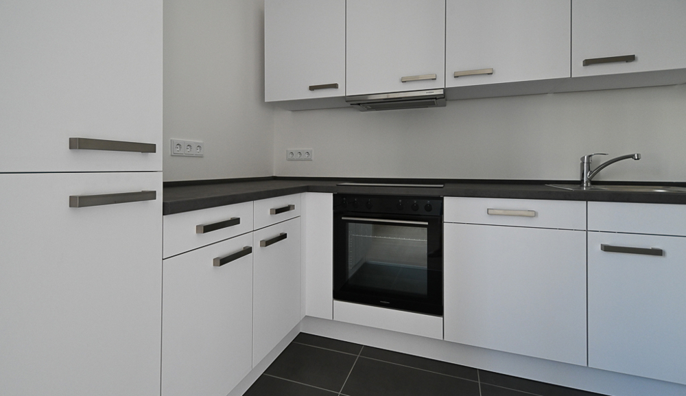 PARKSTADT KARLSHORST - GEPFLEGT WOHNEN MIT FUSSBODENHEIZUNG, EINBAUKÜCHE, TERRASSE UND BALKON - Foto 1