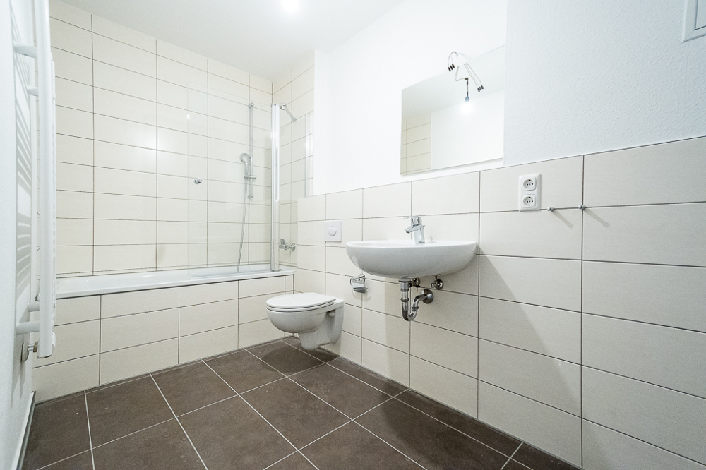 WBS 100 oder 140 erforderlich | Moderne 2-Zimmer-Wohnung mit Terrasse in Karlshorst - Photo 2