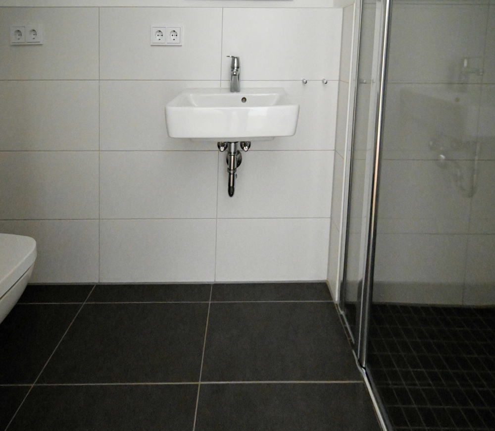 Licht, Luft und Lebensqualität für die ganze Familie: 4 Zimmer, zwei Bäder, 2 Balkone, Lift - Foto 4