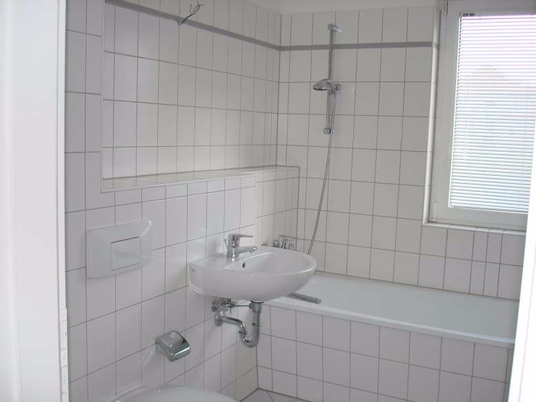 Sonniges Familiennest in Glienicke – 3 Zimmer mit Wohnküche und Loggia mit Grünblick - Foto 3